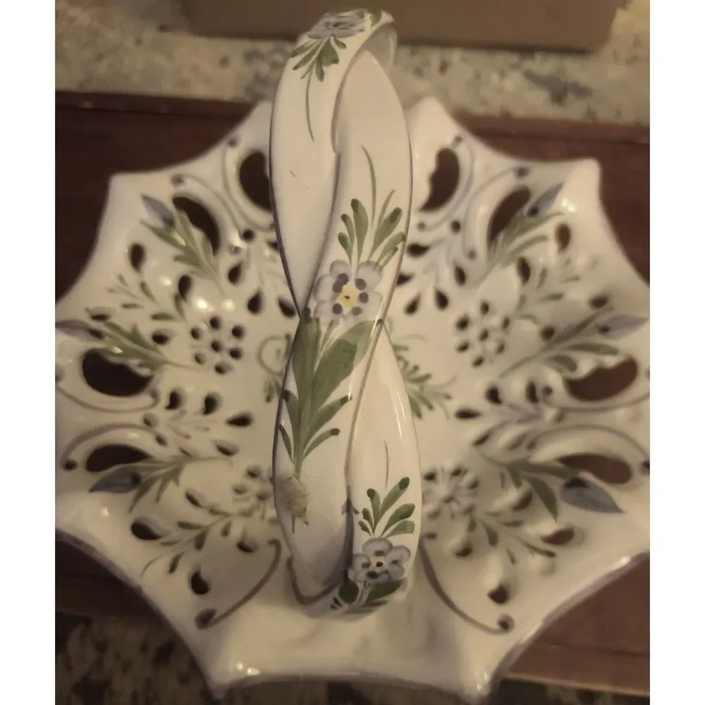 Hand‎ Painted Purple Pansies Ceramic Reticulated Basket Braided Handle Portugal